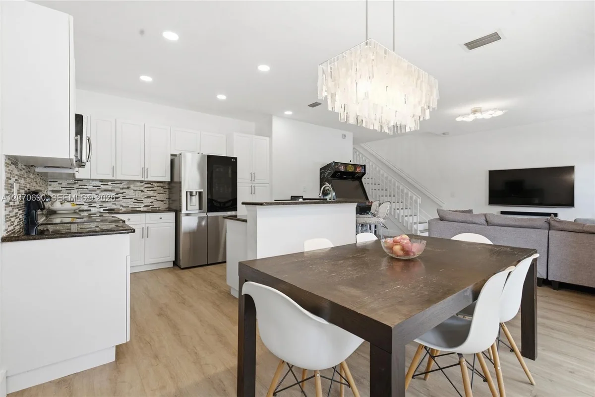 4758 Cypress St, Coconut Creek: photo 1 of 71