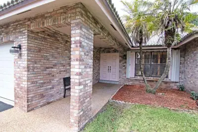 11929 NW 2nd Manor, Coral Springs: photo 1 of 43