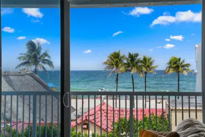 311 N Surf Rd, Hollywood: photo 1 of 61