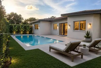 1532 Trillo Ave, Coral Gables: photo 1 of 24