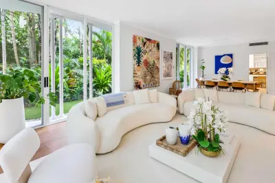 429 Australian Ave #3, Palm Beach: photo 1 of 28