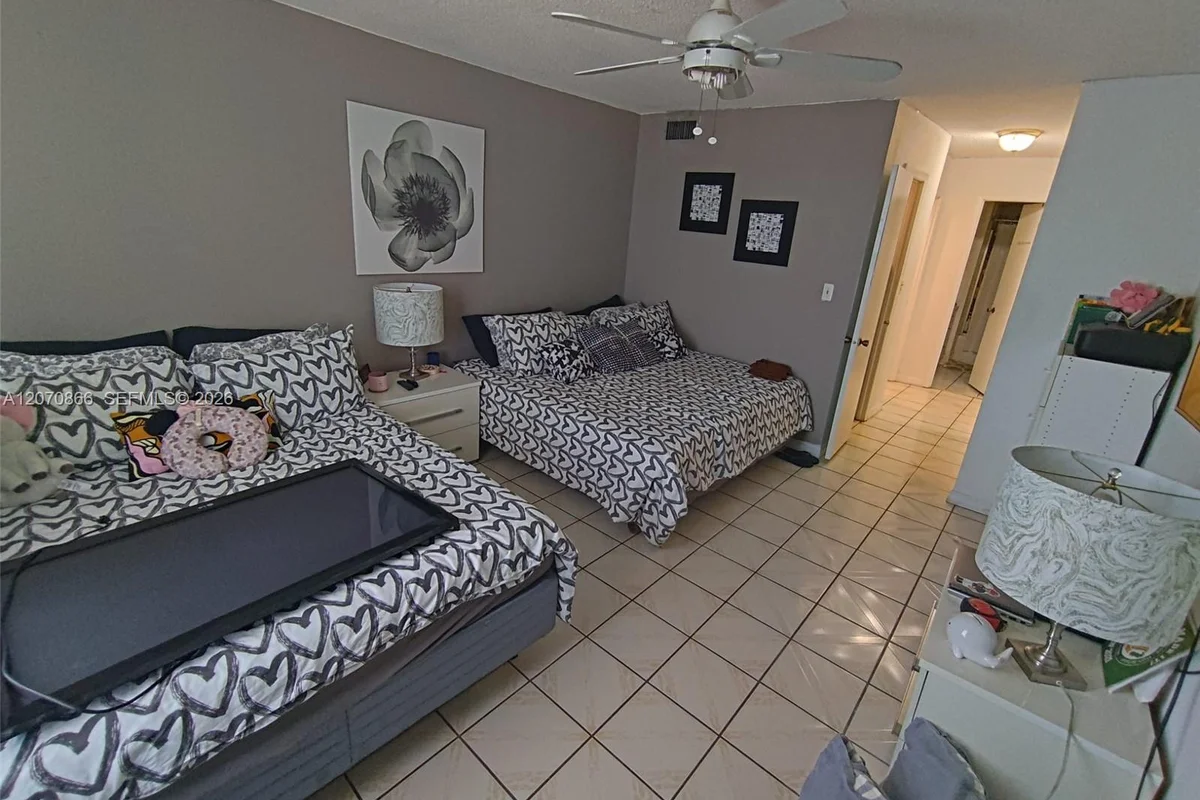 2780 NE 183rd St #1903, Aventura: photo 1 of 21