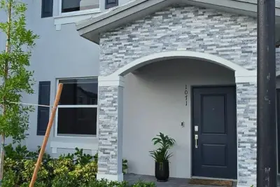 1071 SE 2nd, Florida City: photo 1 of 1