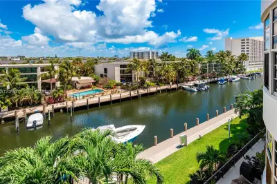 3051 NE 48th St #406, Fort Lauderdale: photo 1 of 34