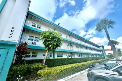 3922 NE 166th St #S306, North Miami Beach: photo 1 of 18