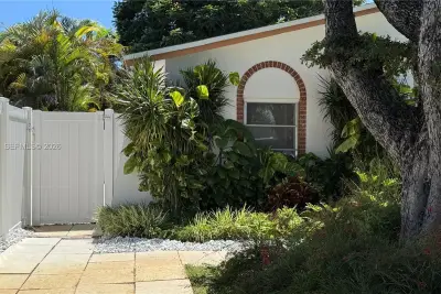 7804 SW 129th Ct #B, Miami: photo 1 of 7