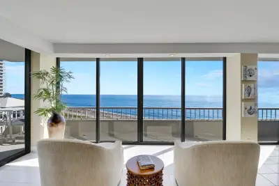 5510 N Ocean Dr #4C, Riviera Beach: photo 1 of 48