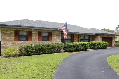 820 NW 73rd Ter, Plantation: photo 1 of 37