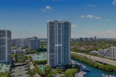 3500 Mystic Pointe Dr #2107, Aventura: photo 1 of 33