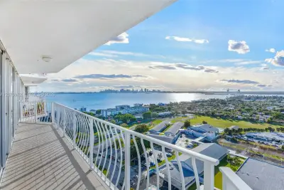 7601 E Treasure Dr #2203, North Bay Village: photo 1 of 33