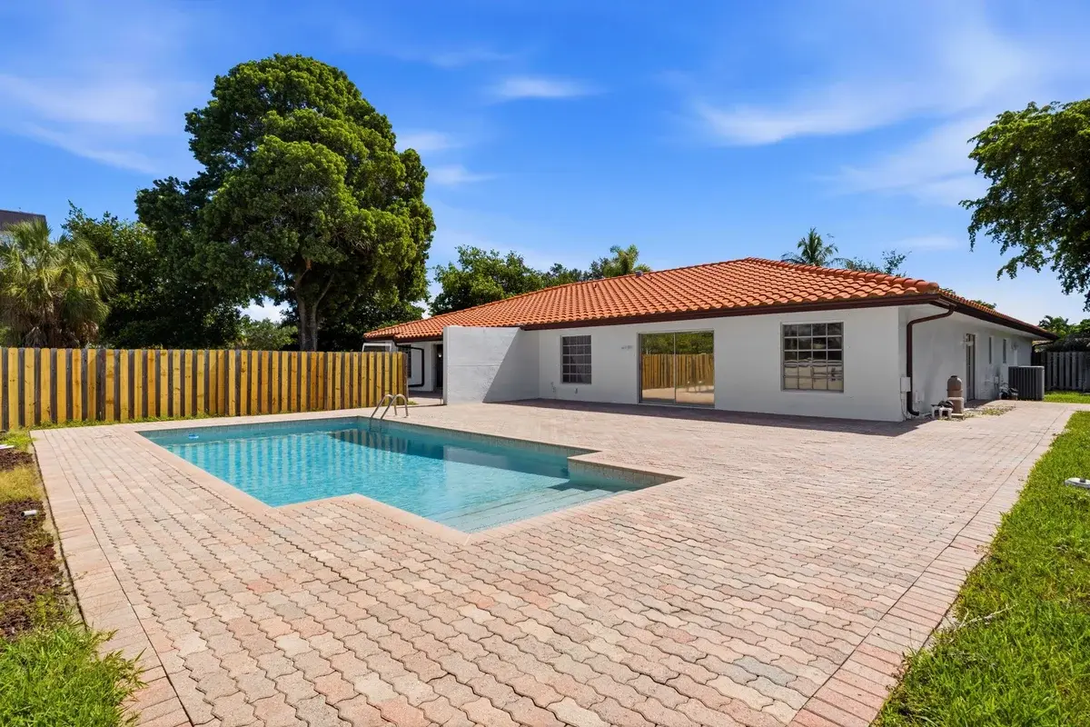 3310 NW 90th Ave #S, Coral Springs: photo 1 of 35