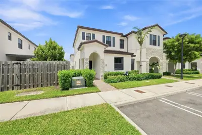 12957 SW 232nd Ln, Homestead: photo 1 of 30