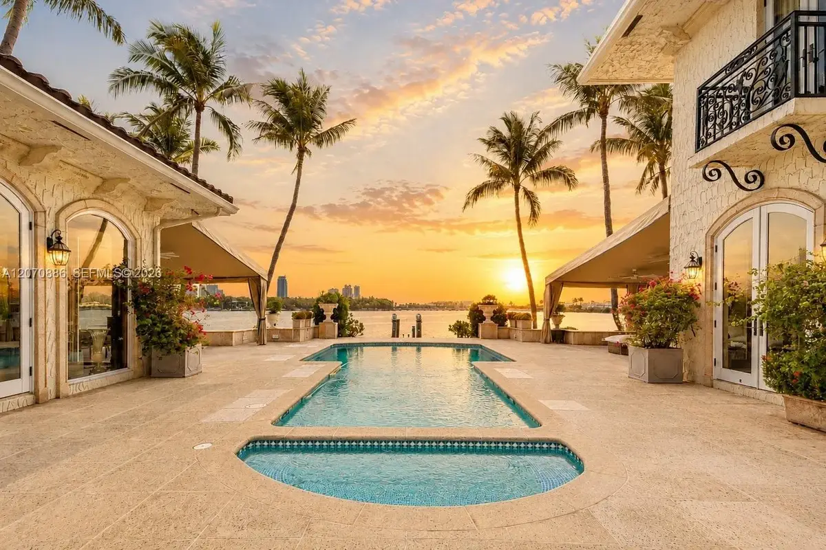 4 Palm Ave, Miami Beach: photo 1 of 33