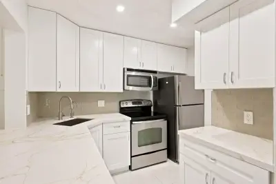 609 Sea Pine Way #F2, West Palm Beach: photo 1 of 20