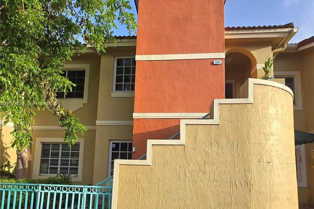 7205 NW 173rd Dr #604-6, Hialeah: photo 1 of 15