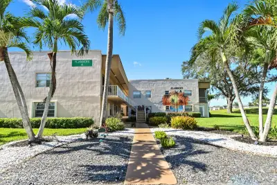 21 Flanders A, Delray Beach: photo 1 of 36