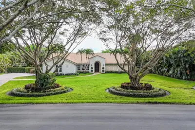 8134 Twin Lake Dr, Boca Raton: photo 1 of 17