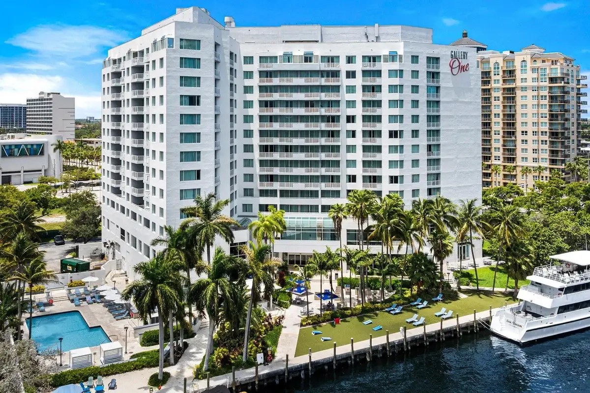 2670 E Sunrise Blvd #1418, Fort Lauderdale: photo 1 of 41