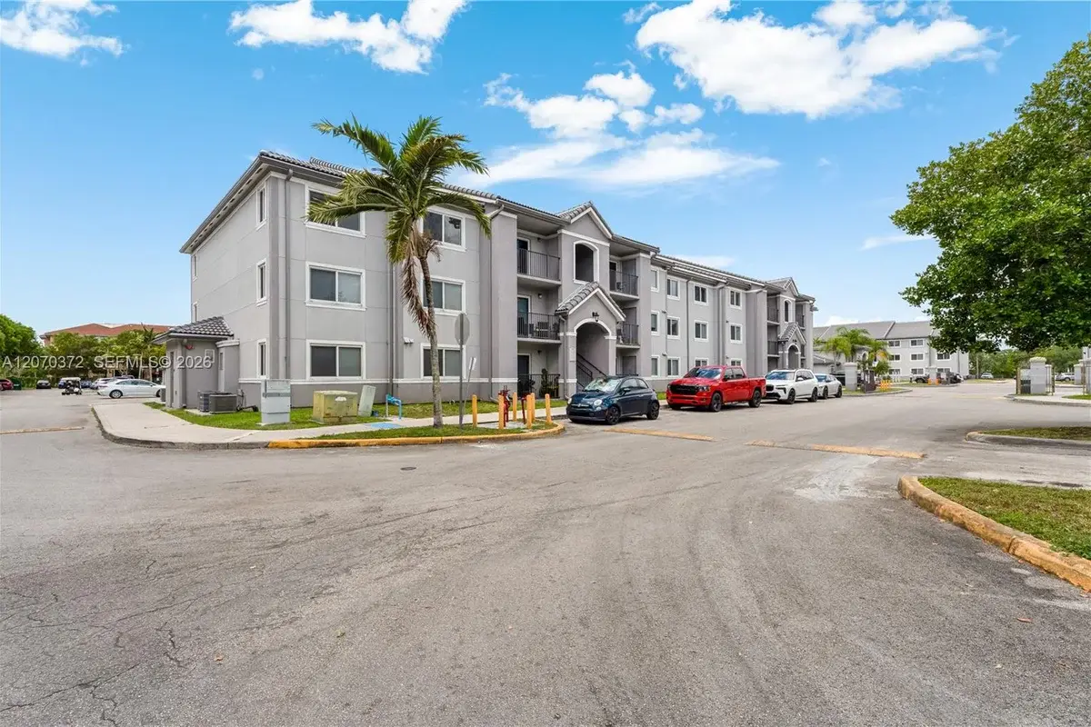 15410 SW 284th St #8301, Homestead: photo 1 of 25