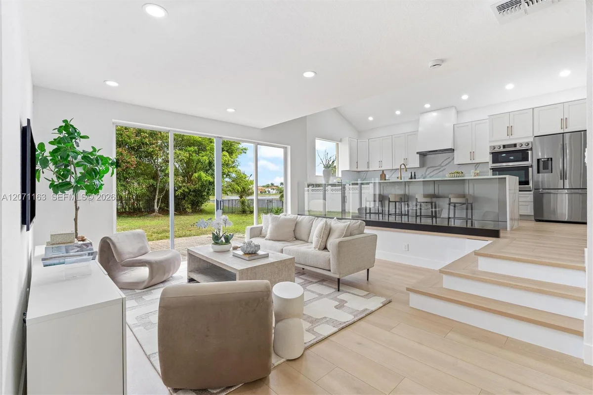 9840 Stover Way, Wellington: photo 1 of 23