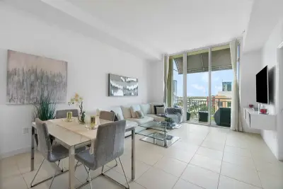 480 Hibiscus St #1003, West Palm Beach: photo 1 of 39