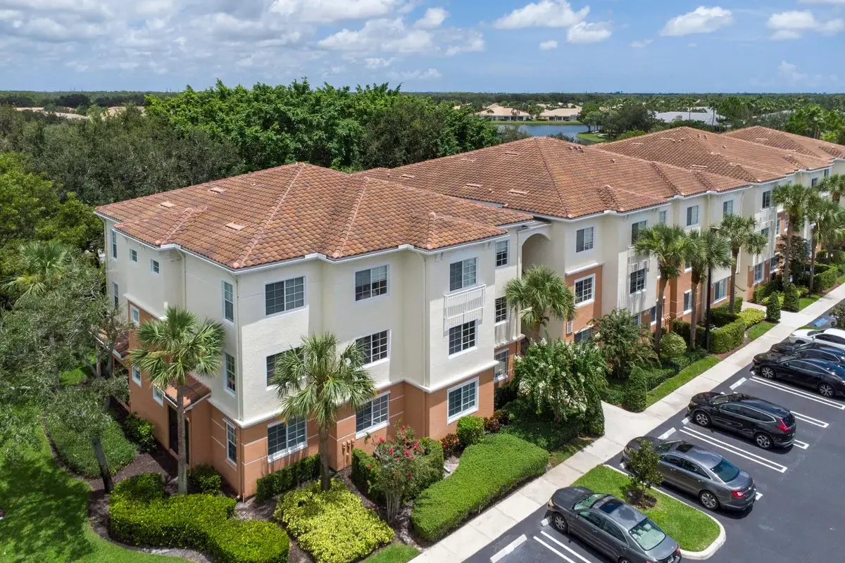 9857 Baywinds Dr #9301, West Palm Beach: photo 1 of 19