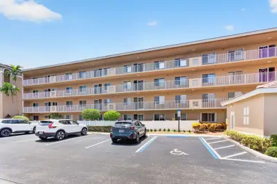 5746 Crystal Shores Dr #303, Boynton Beach: photo 1 of 95