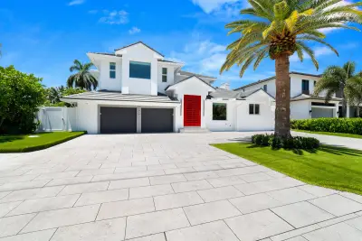767 NE Harbour Dr, Boca Raton: photo 1 of 70