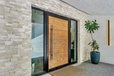 5811 SW 33rd Ter, Hollywood: photo 1 of 78