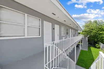 1761 Ali Baba Ave #4, Opa-locka: photo 1 of 12