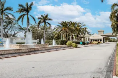1204 Bahama Bend #B2, Coconut Creek: photo 1 of 44