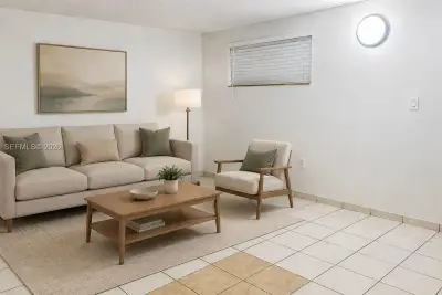 777 SW 9th Ave #207, Miami: photo 1 of 19