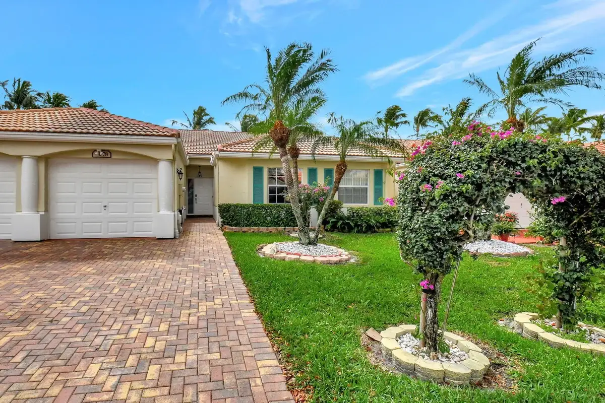 6078 Lake Hibiscus Dr, Delray Beach: photo 1 of 47