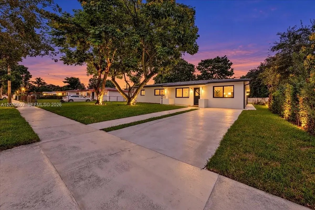 2910 NW 175th St, Miami Gardens: photo 1 of 50