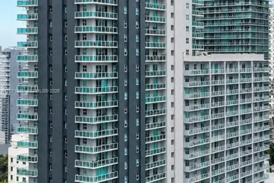 1250 S Miami Ave #2413, Miami: photo 1 of 7