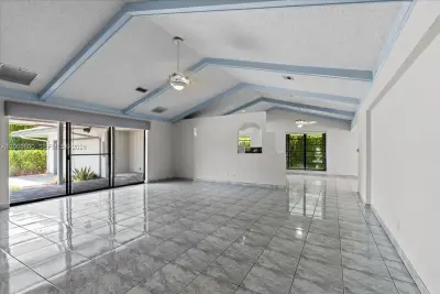 9220 NW 15th St, Coral Springs: photo 1 of 73
