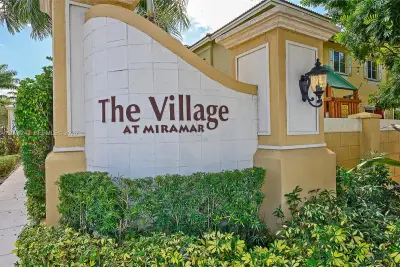 1810 SW 91st Ave, Miramar: photo 1 of 51