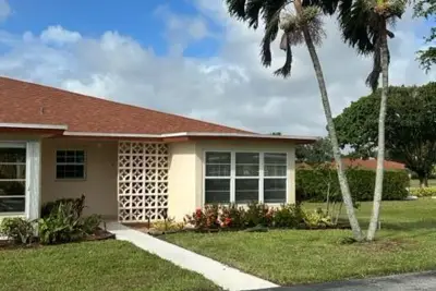 4585 NW 3rd St #D, Delray Beach: photo 1 of 42