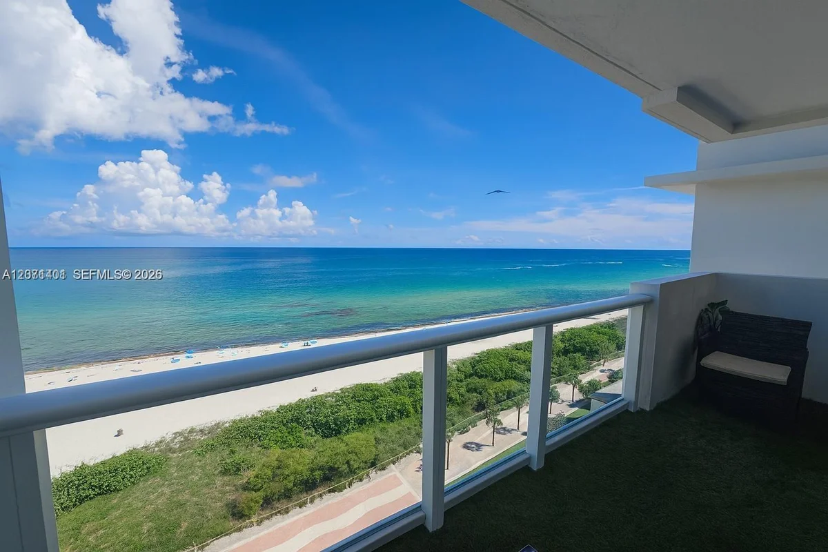 5601 Collins Ave #1409, Miami Beach: photo 1 of 15