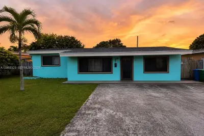 2906 Island Dr, Miramar: photo 1 of 13