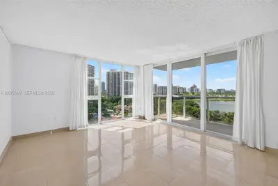 3731 N Country Club Dr #1023, Aventura: photo 1 of 60