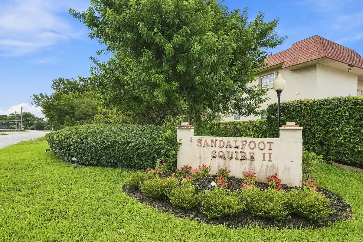 9200 SW 3rd St #111, Boca Raton: photo 1 of 24