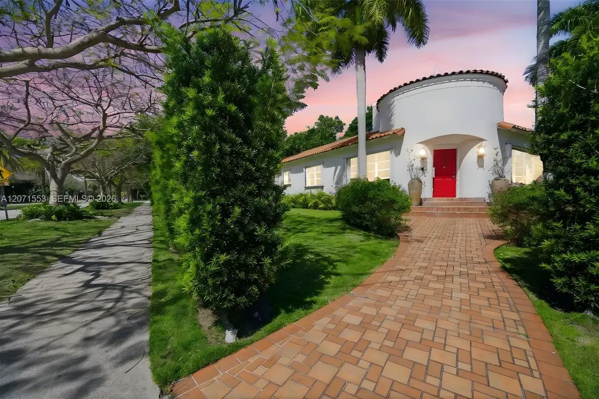 2300 S Miami Ave, Miami: photo 1 of 49