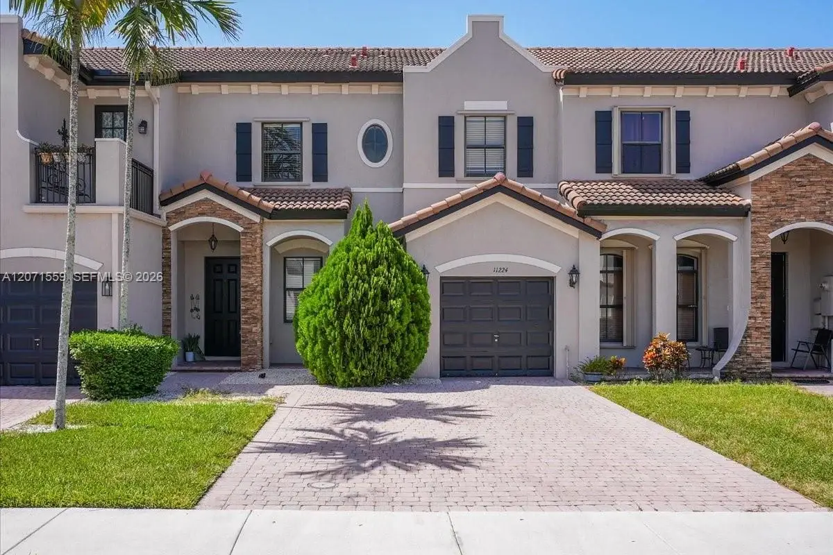 11224 SW 236th Ln, Homestead: photo 1 of 34