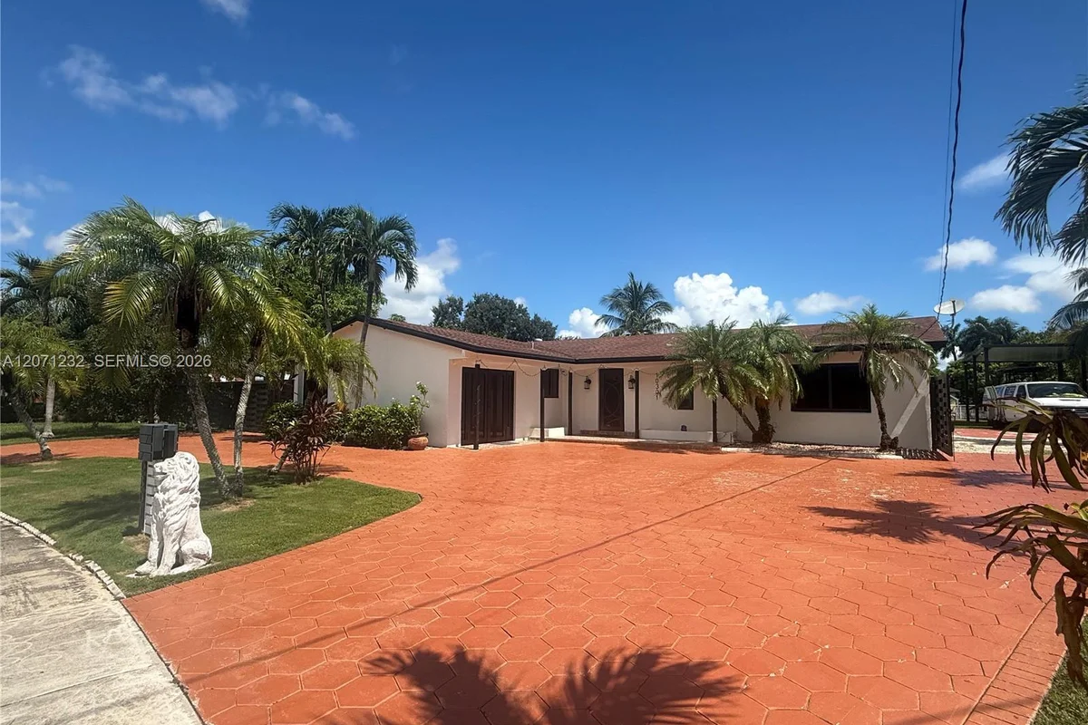 10301 SW 199th St, Cutler Bay: photo 1 of 19