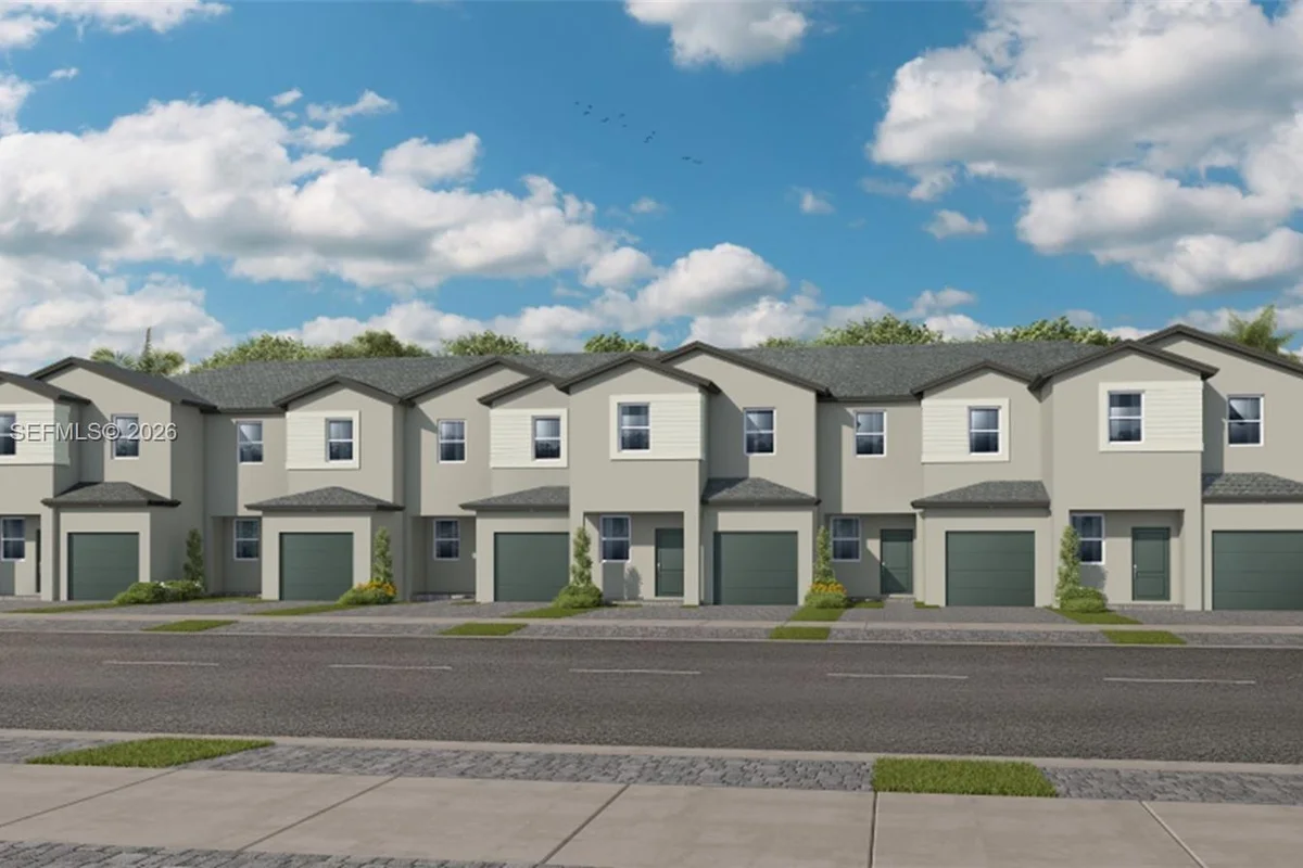 35817 SW 178 Ct, Miami: photo 1 of 12