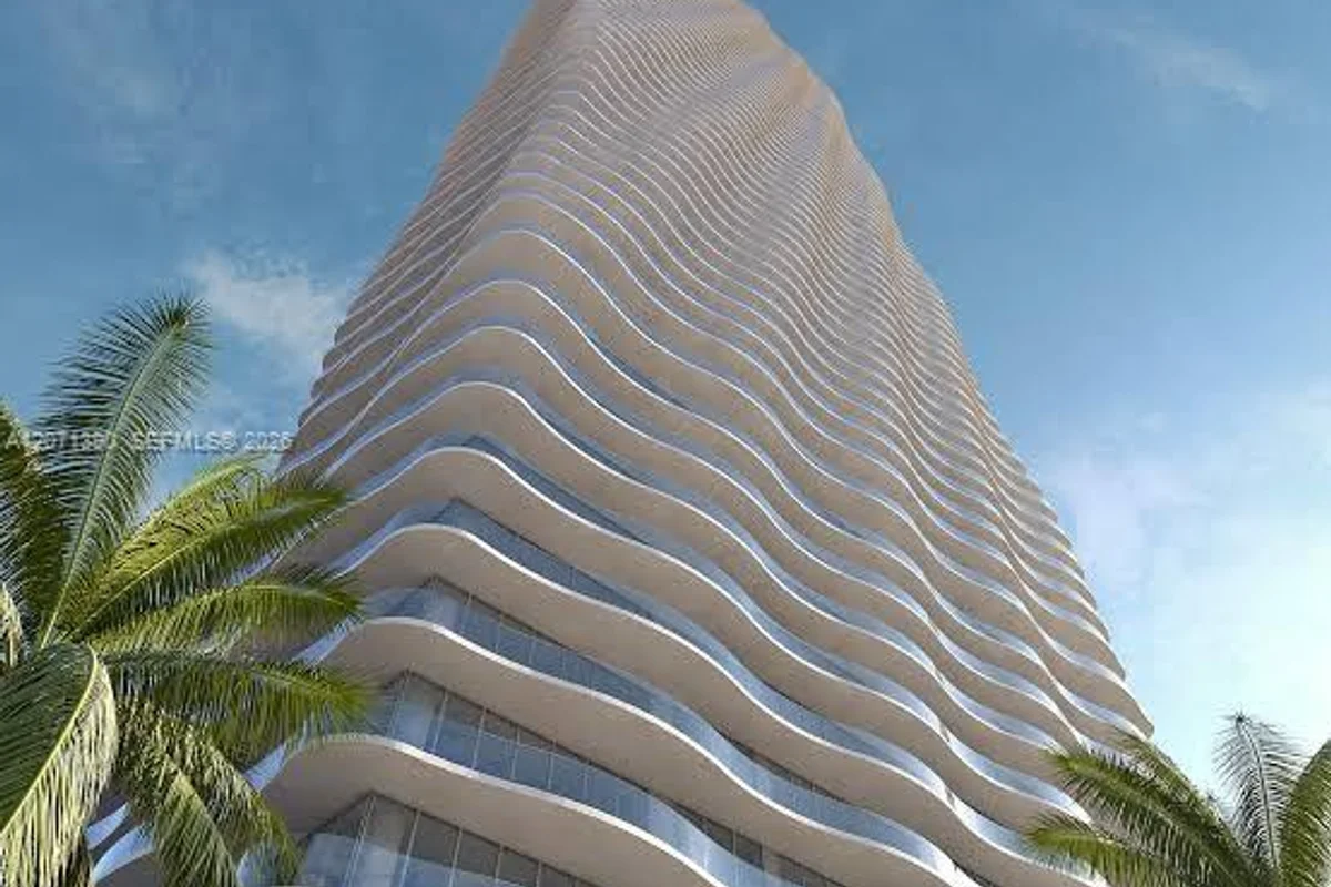 1400 Biscayne Blvd #1905, Miami: photo 1 of 27