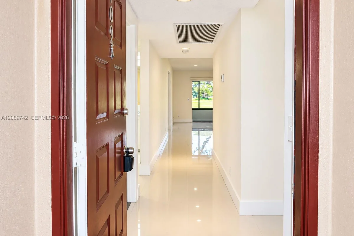 500 SW 130th Ter #109A, Pembroke Pines: photo 1 of 23