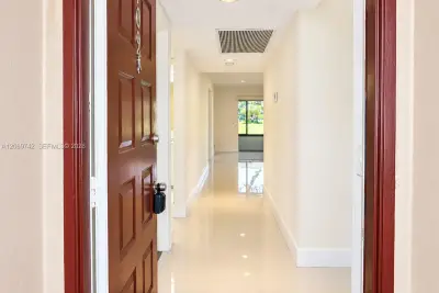 500 SW 130th Ter #109A, Pembroke Pines: photo 1 of 23
