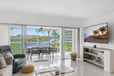 400 N Federal Hwy #315, Deerfield Beach: photo 1 of 57